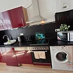 Elena Flat Orchidee Zentrum דירה *