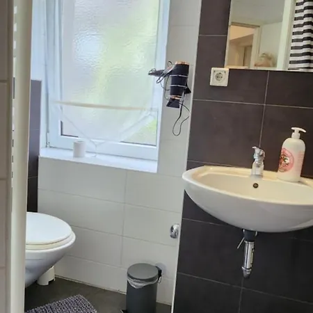 Apartment Elena Flat Orchidee Zentrum Duisburg