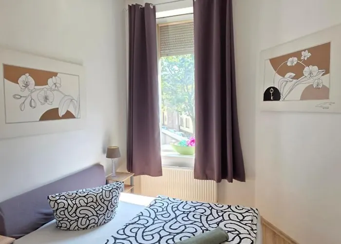 Elena Flat Orchidee Zentrum * 뒤스부르크