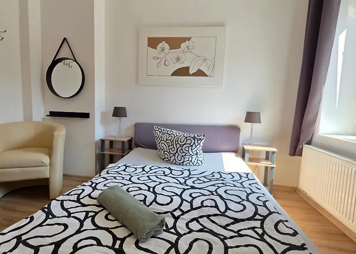 Elena Flat Orchidee Zentrum Lägenhet *